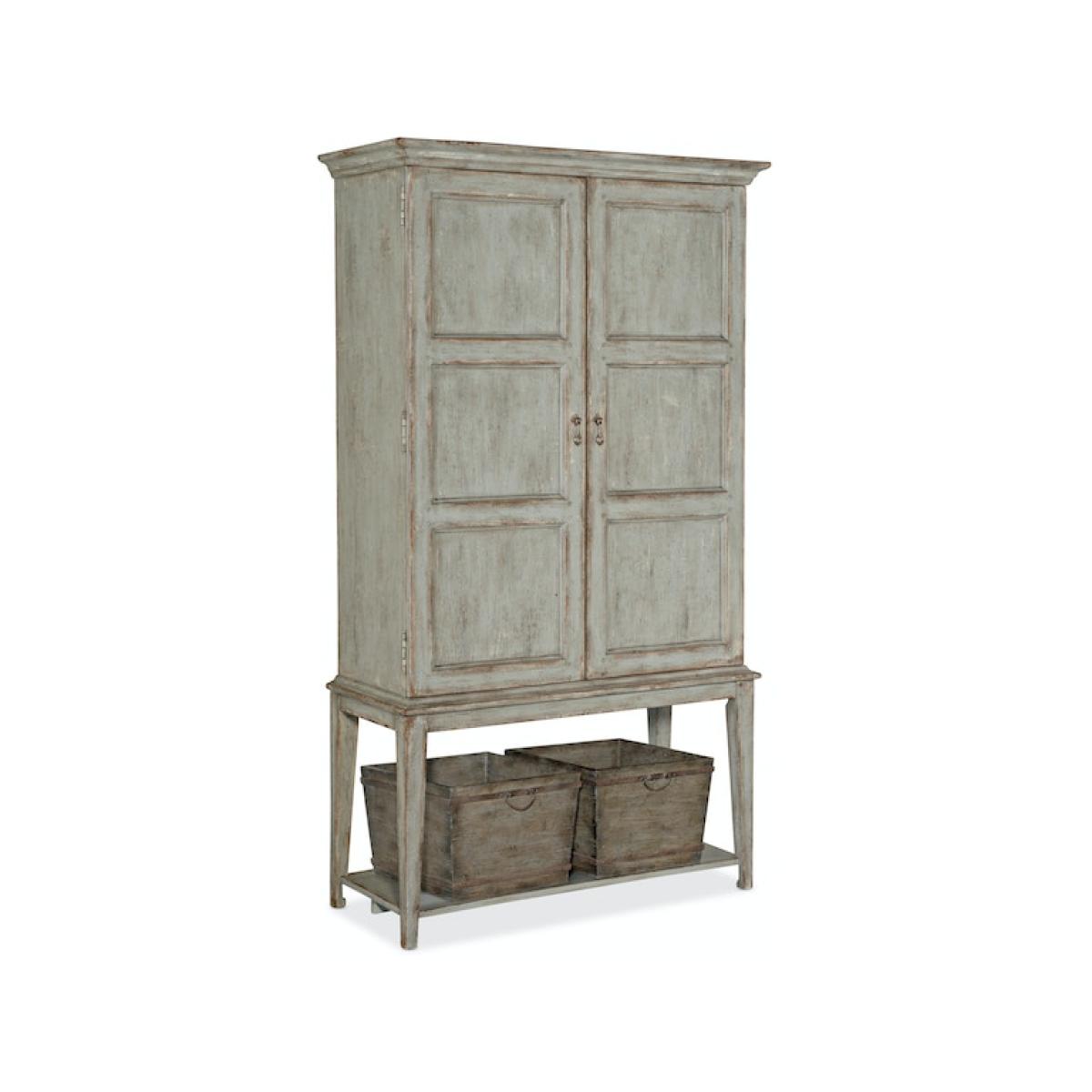 Alfresco Vino della Vita Vintners Cabinet Bar Furniture Hooker Furniture 4