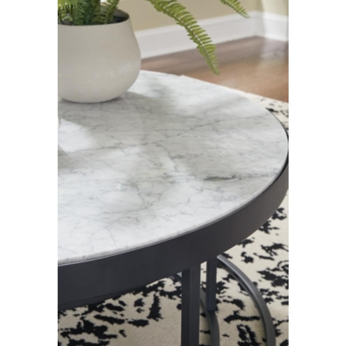 Windron Nesting Coffee Table (Set of 2) Outlet Tables 9