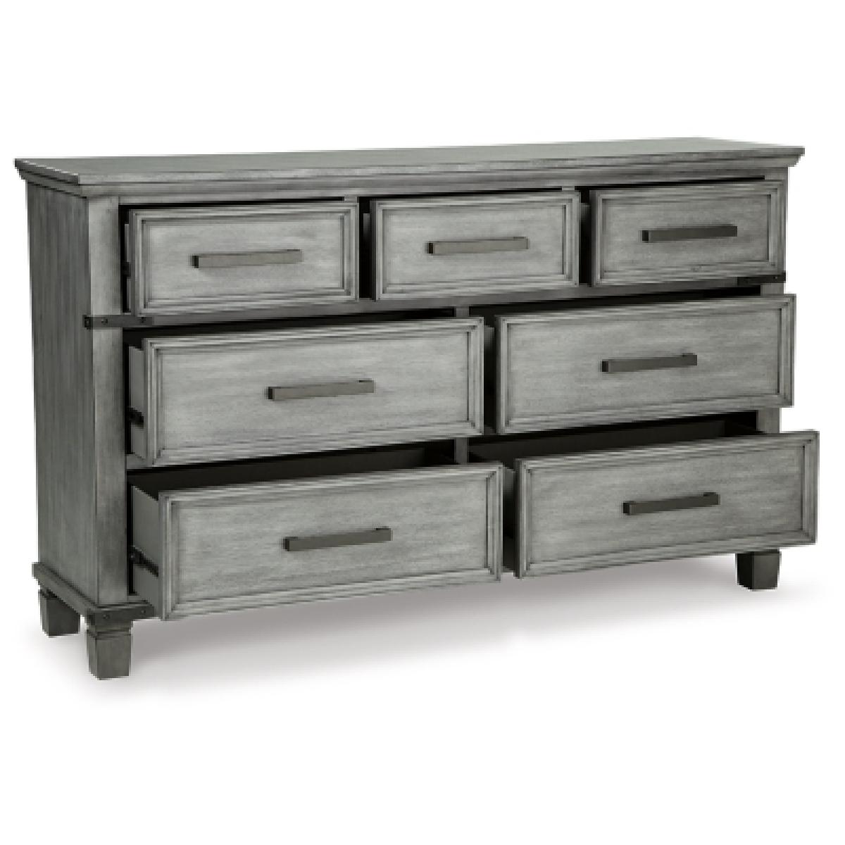 Russelyn Dresser Outlet Bedroom 7