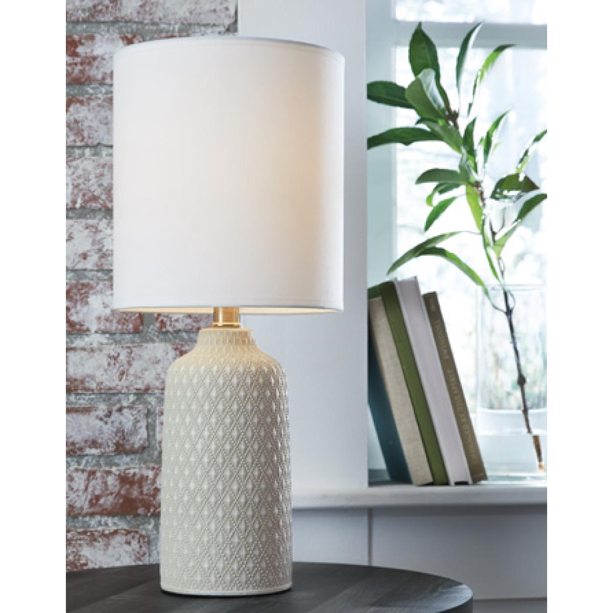 Donnford Table Lamp Outlet Home Decor 4