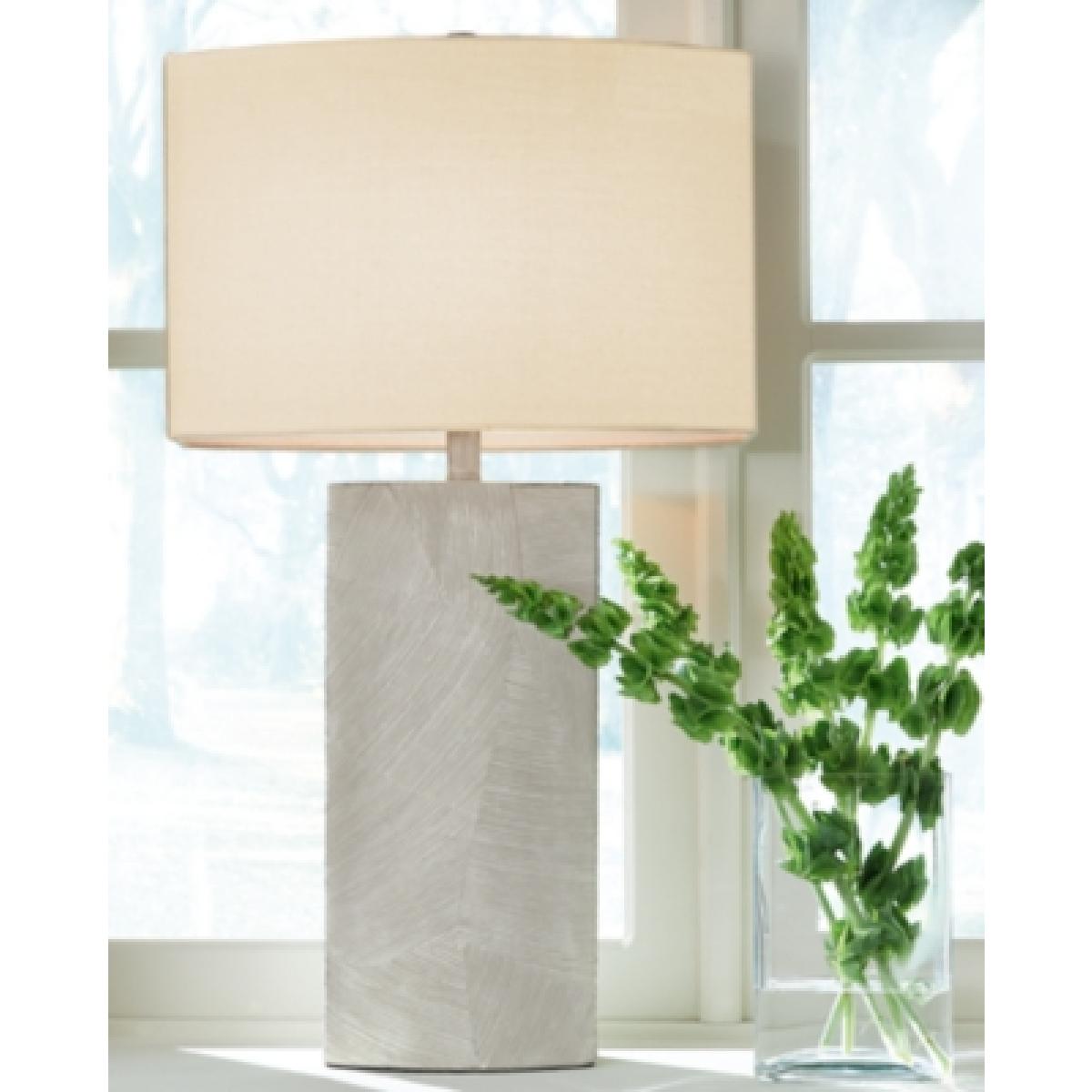Bradard Table Lamp Outlet Home Decor 6