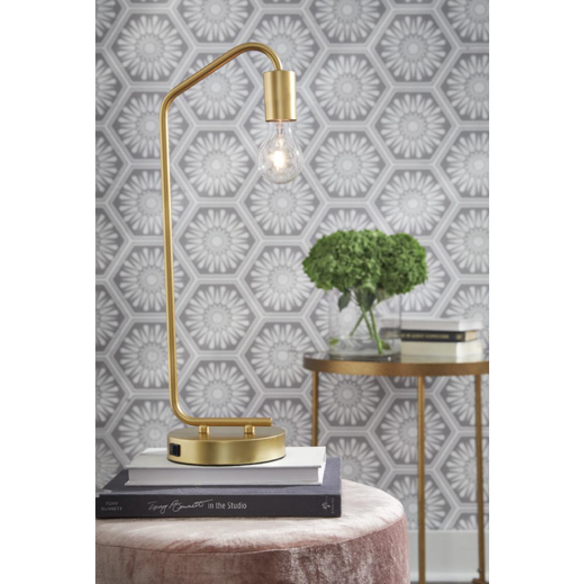 Covybend Desk Lamp Outlet Home Decor 4