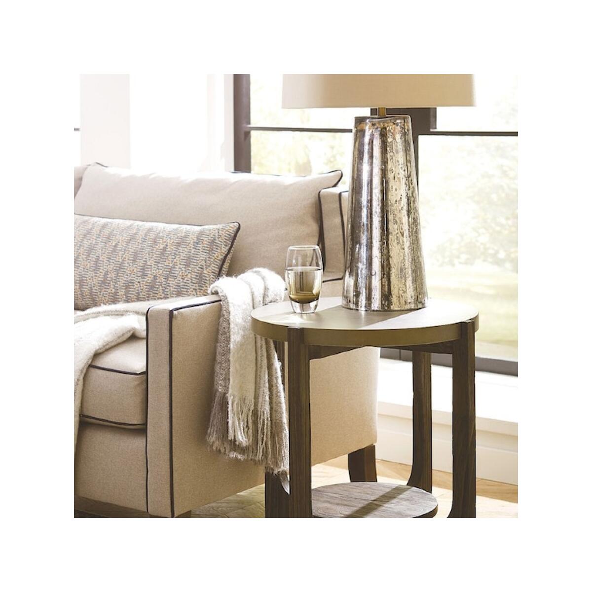 Delray Round End Table End tables Hammary 5