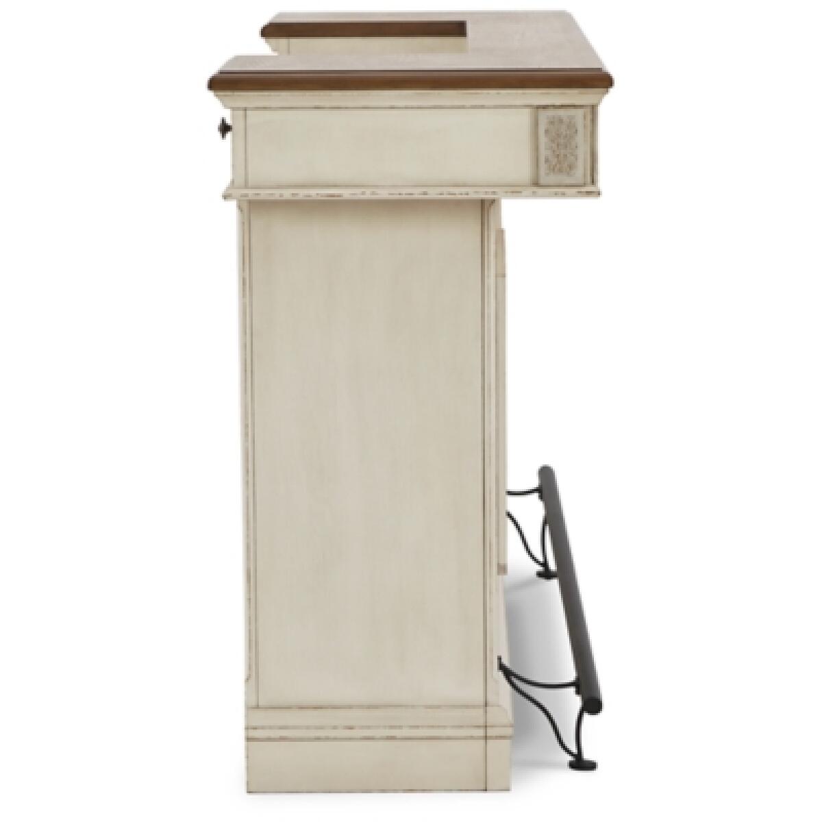 Realyn Bar Outlet Dining Room 8