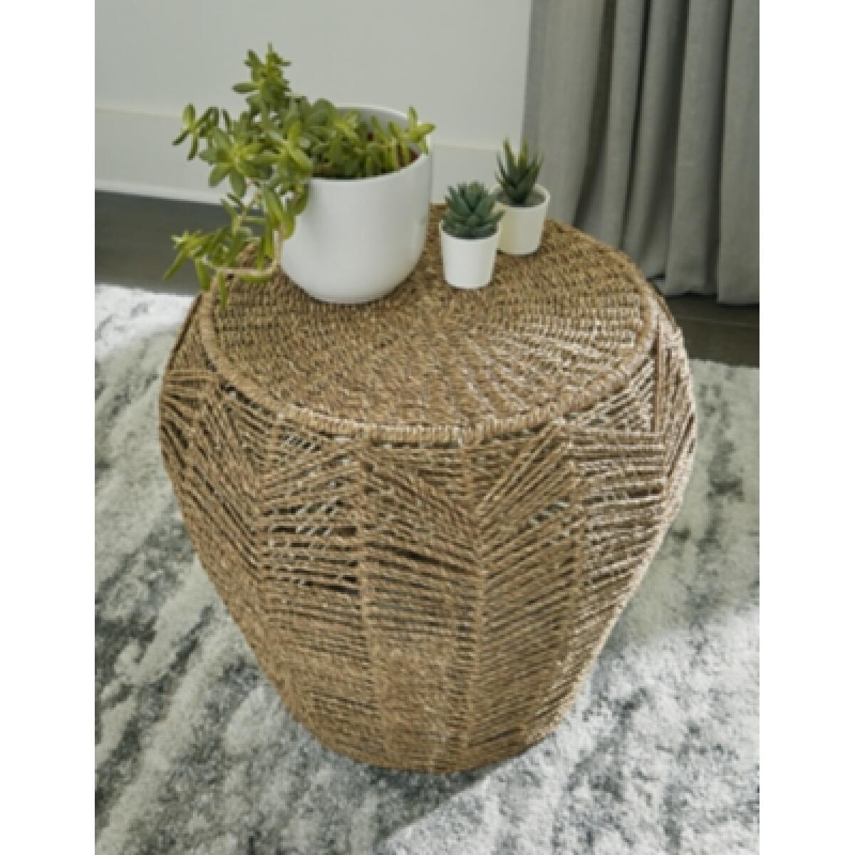 Dewington Stool Outlet Home Decor 8