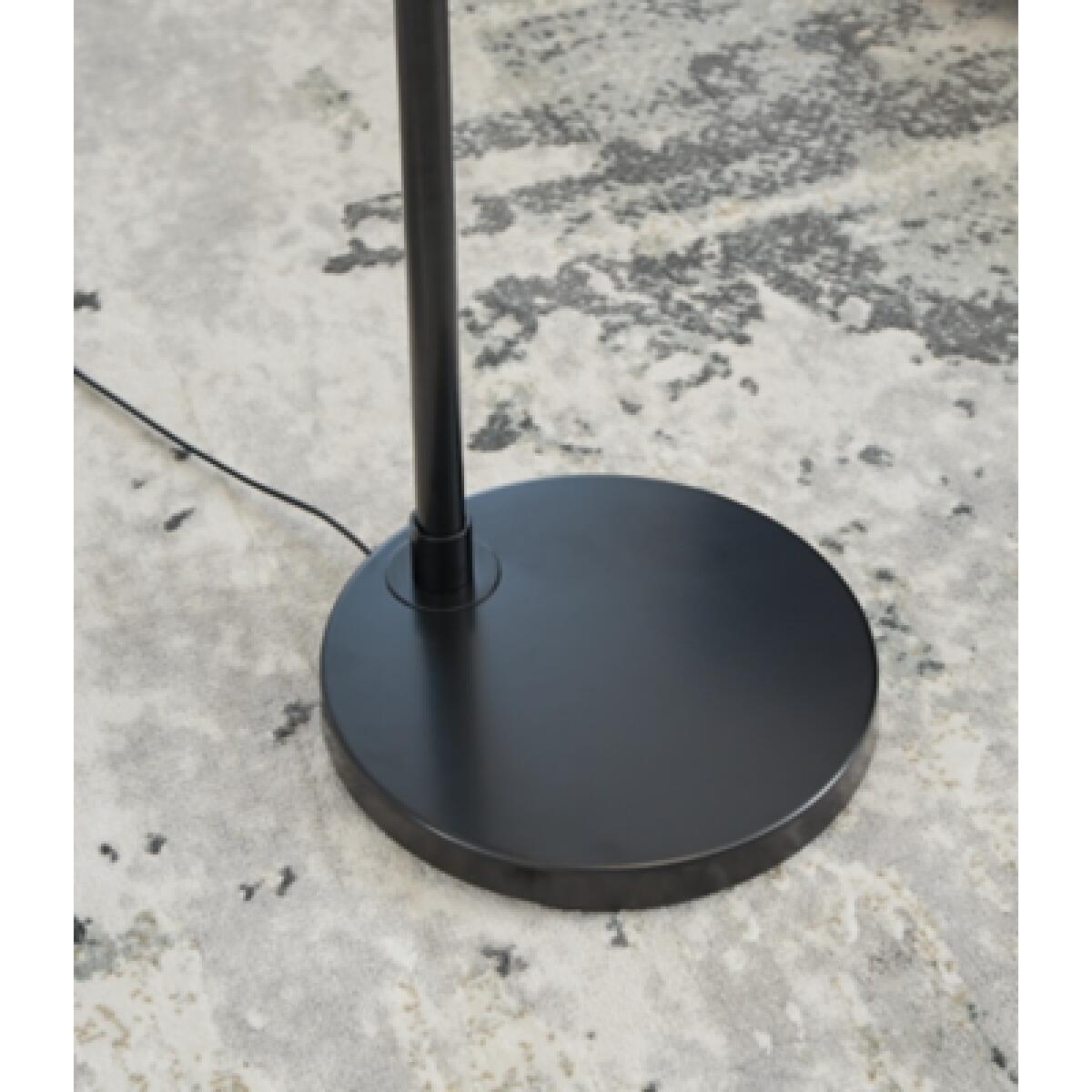 Walkford Floor Lamp Outlet Home Decor 8