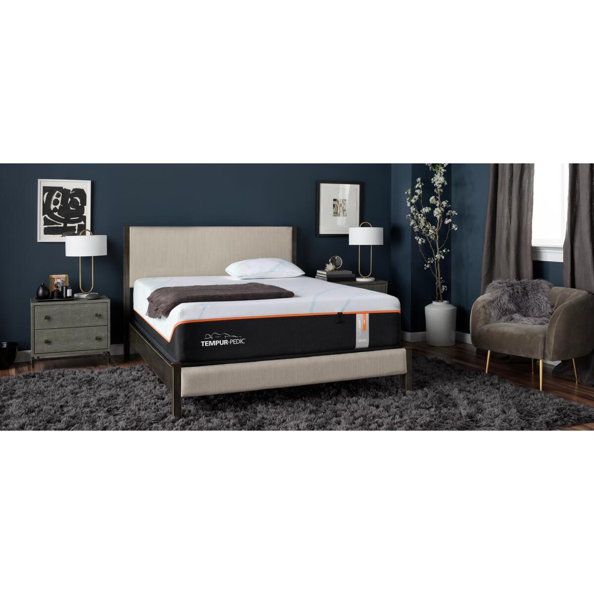 Tempur-Pedic – TEMPUR-LuxeAdapt 2.0 Firm Mattress California King Back Sleeper 6