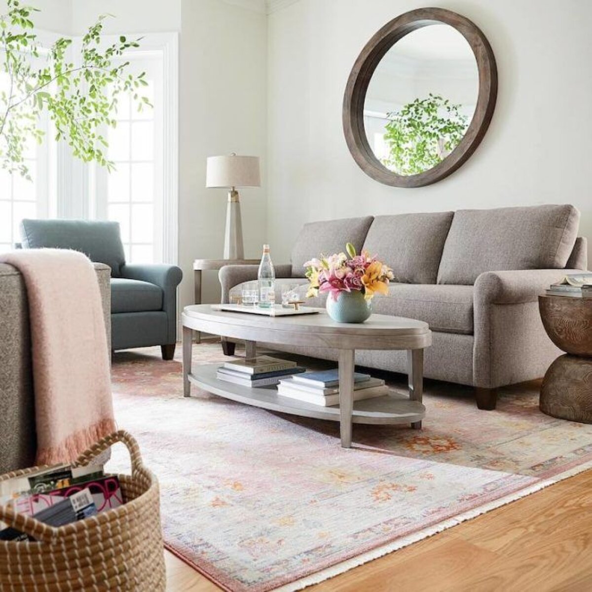 Spencer Sofa Sofas Bassett Furniture 5