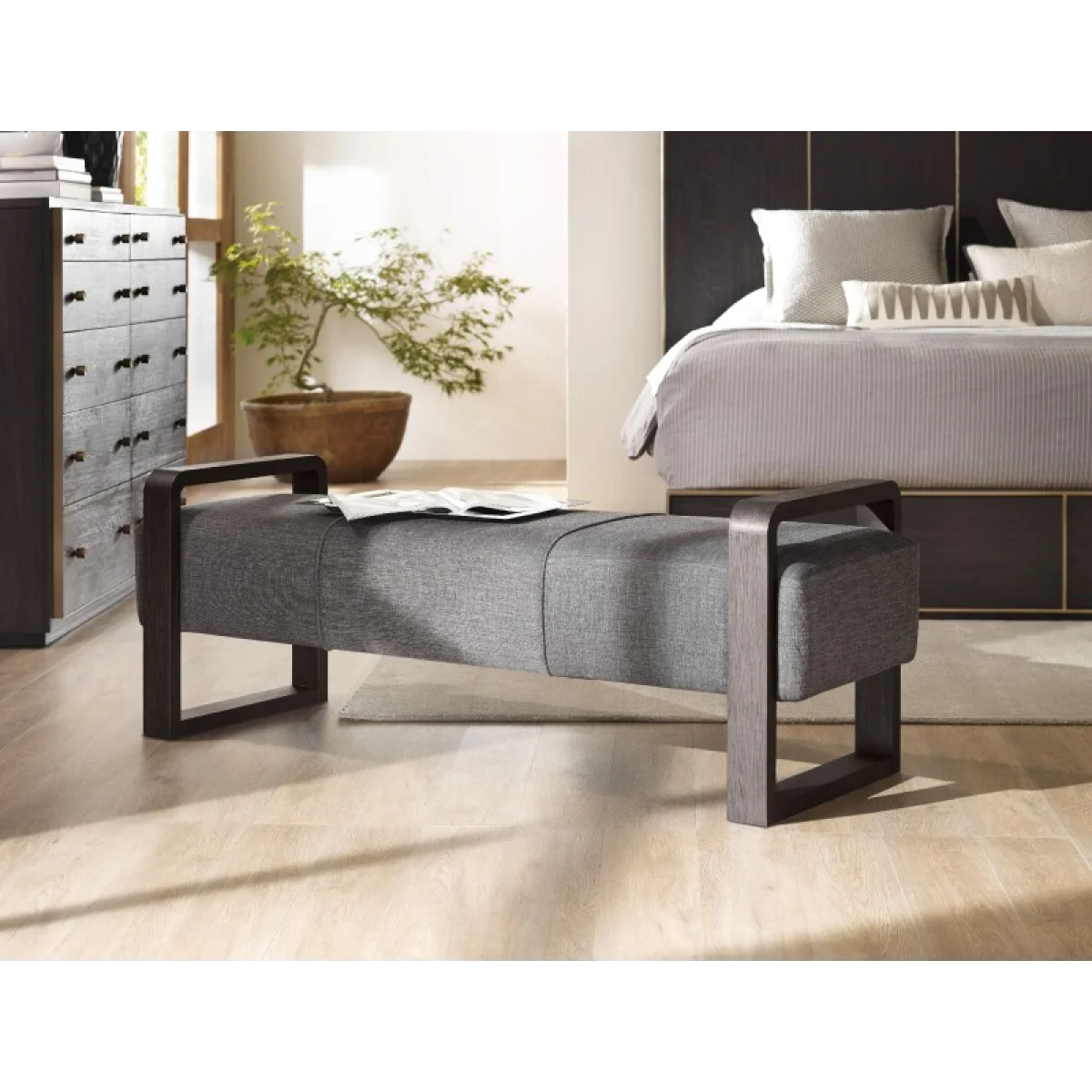 Curata Upholstered Bench Chairs & Benches Brown 7