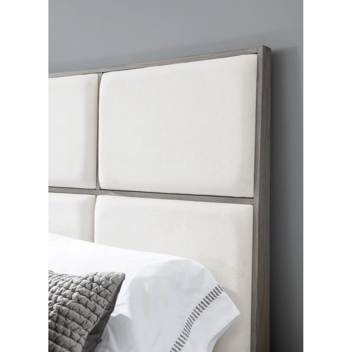 Complete Uph. Bed – Cal. King 6/0 Beds Beds 9