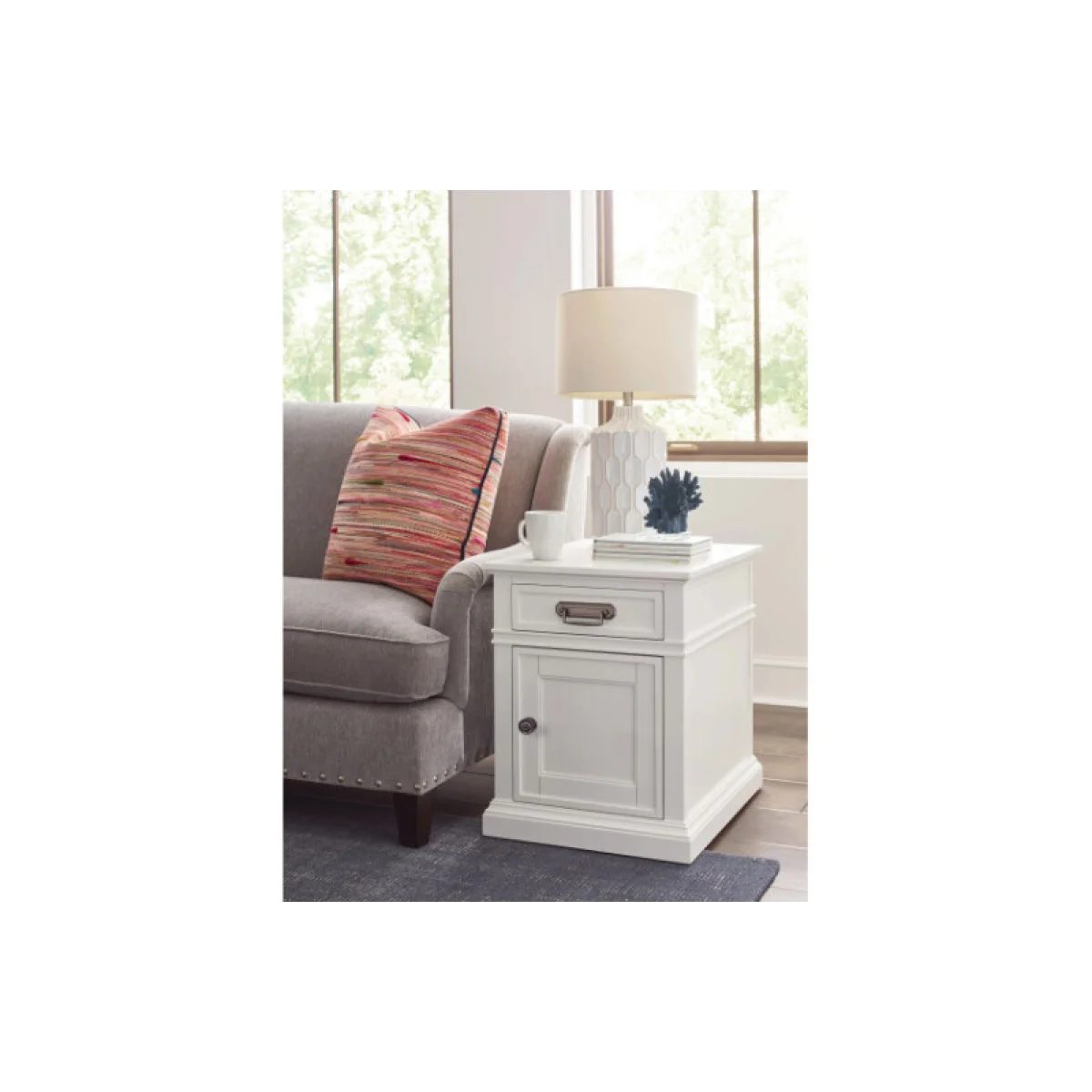 Structures Chairside Chest Chairside Tables Chairside Tables 7