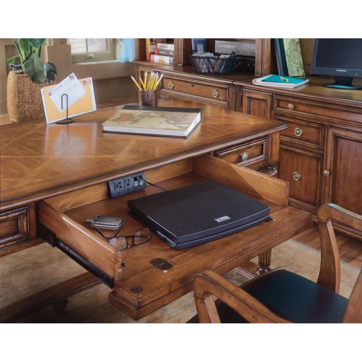 Brookhaven Leg Desk Desks Brown 7