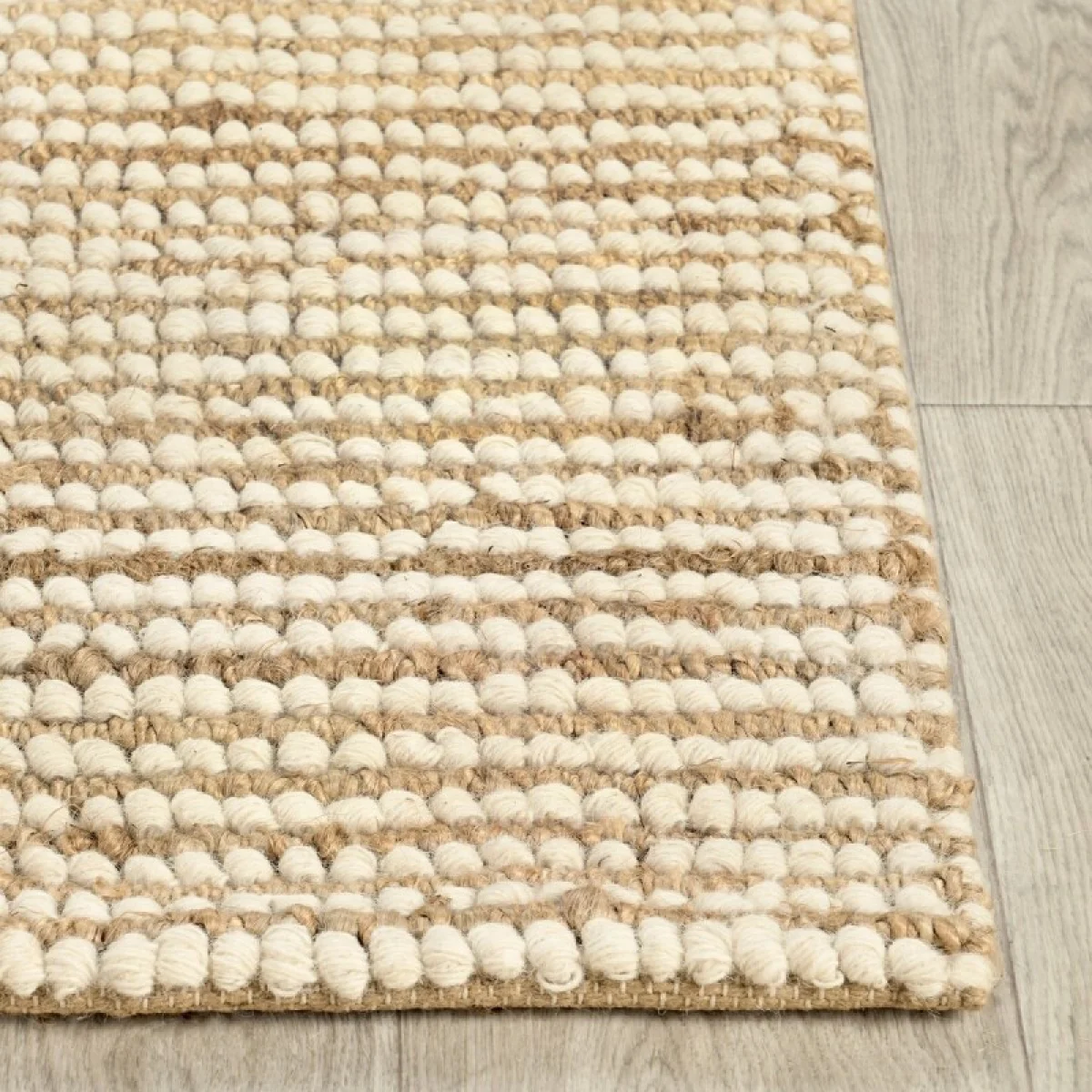Valencia Ivory 2’x3′ Rugs Classic Home 7