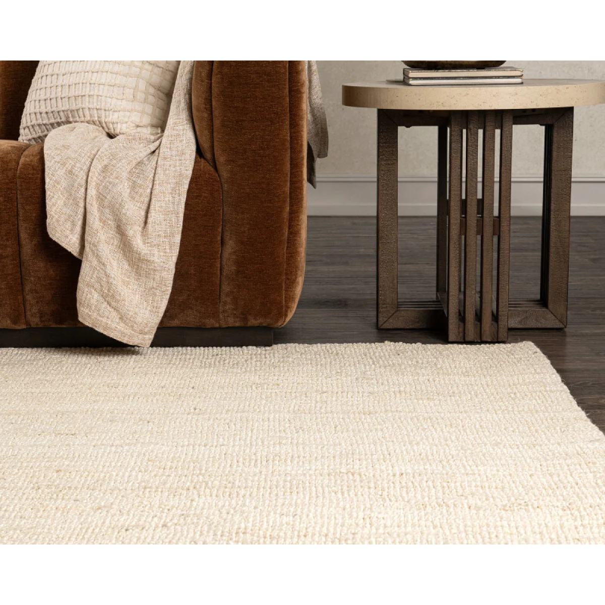 Mini Boucle 2’x3′ Rugs Classic Home 9