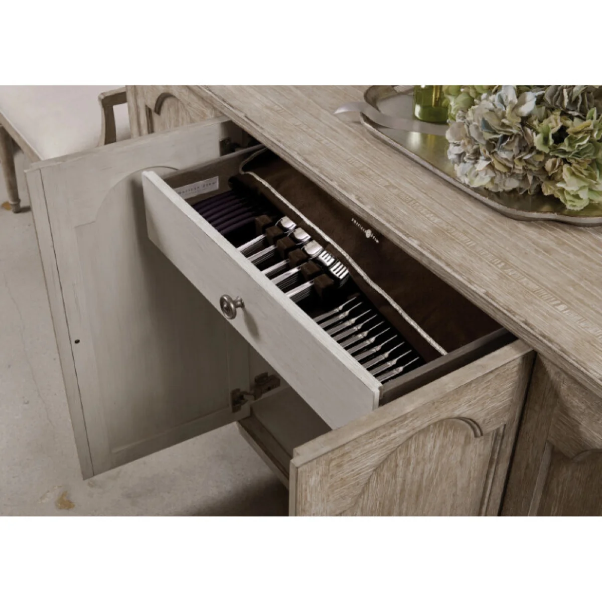 Cambric Natala Buffet – Breve Dining Storage American Drew 6