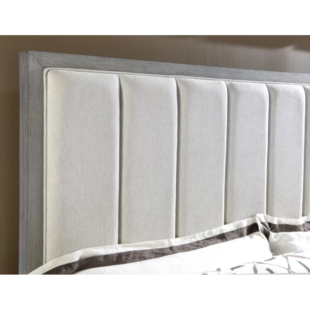 Complete Uph Bed Queen 5/0 Beds Beds 8