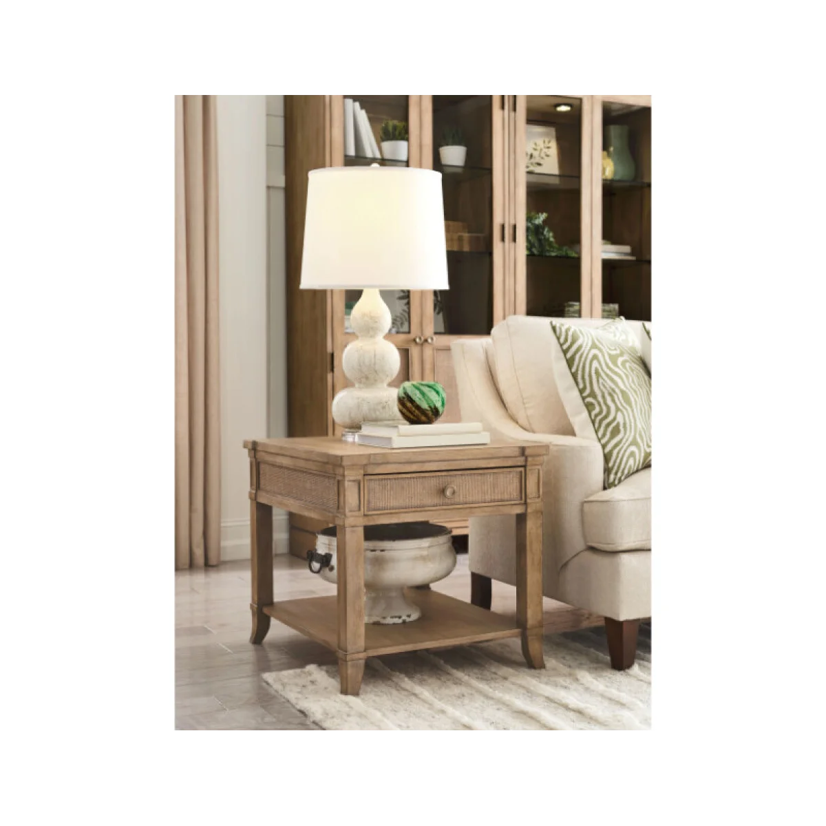 Chastain Woodfield End Table End tables American Drew 4