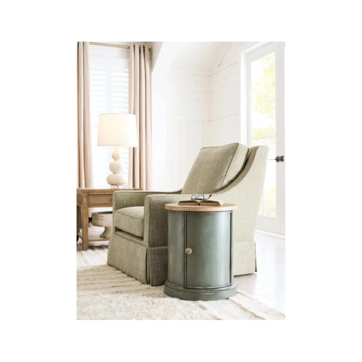 Chastain Woodfield Round Accent Table – Green Accent Furniture Accent Furniture 4