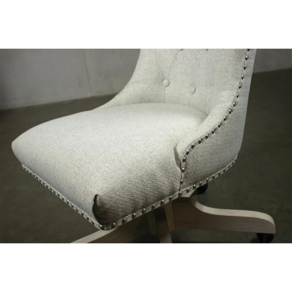 Uph Desk Chair Office Chairs Champagne 14
