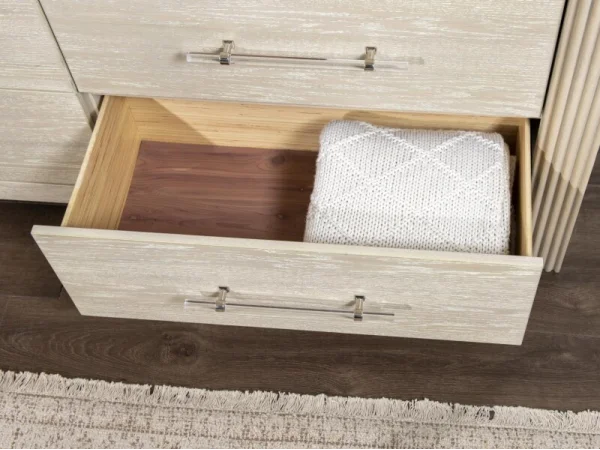 Dresser Dressers Cream 22