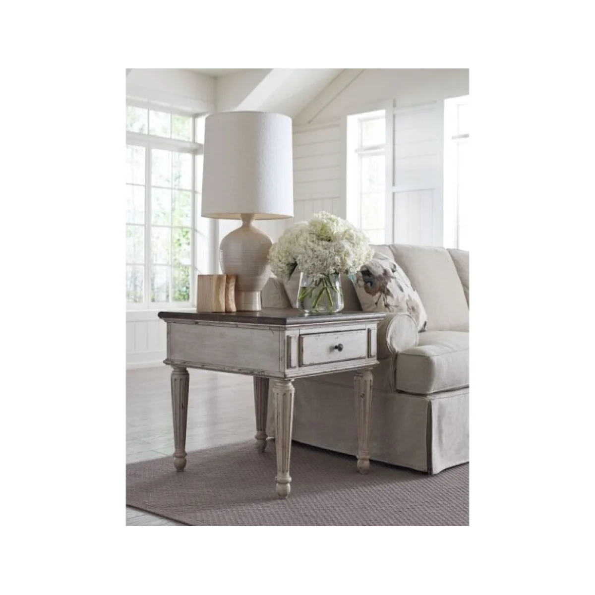 Southbury Drawer End Table End tables American Drew 4