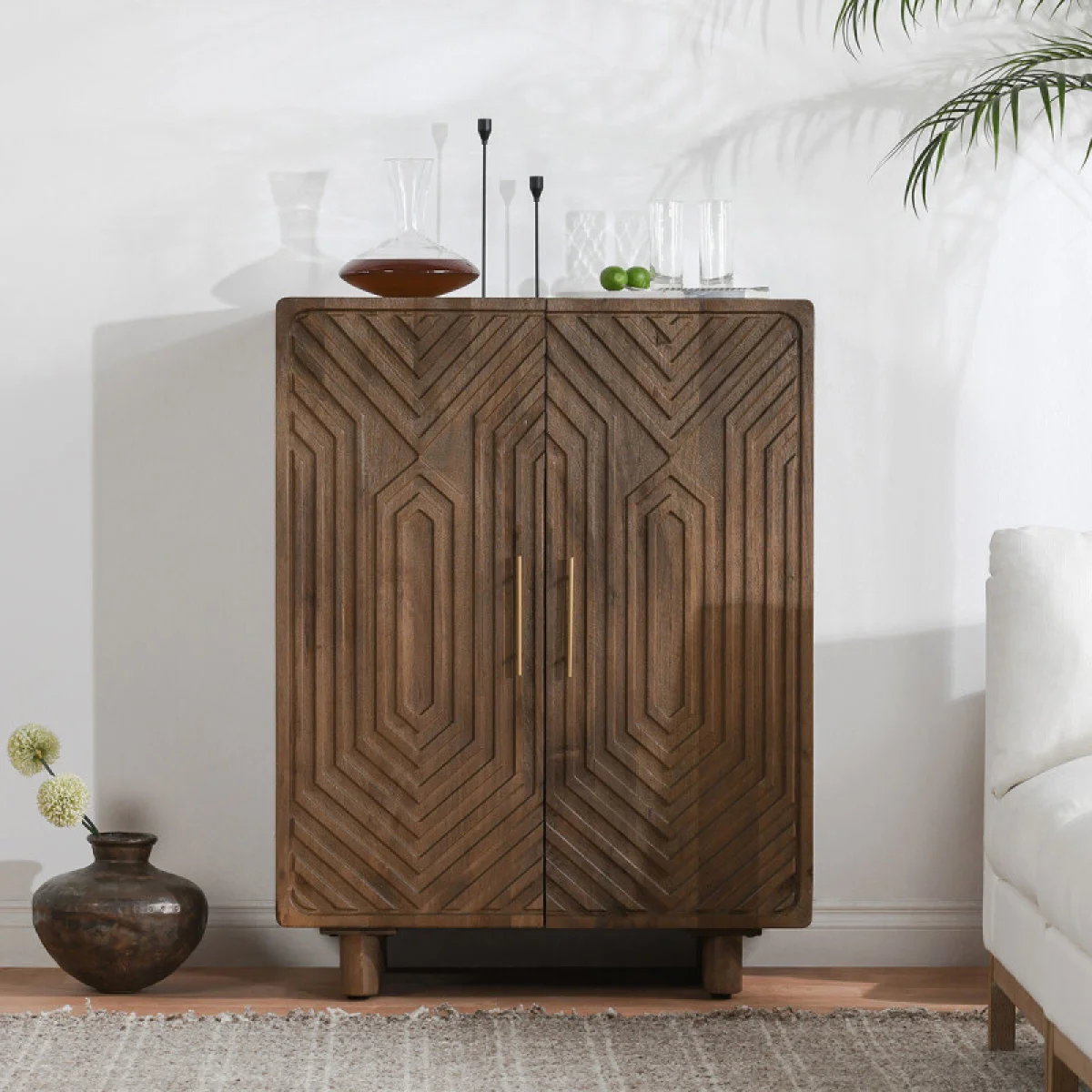 Holmes Solid Wood Bar Cabinet Bar Furniture Artisan Brown 10