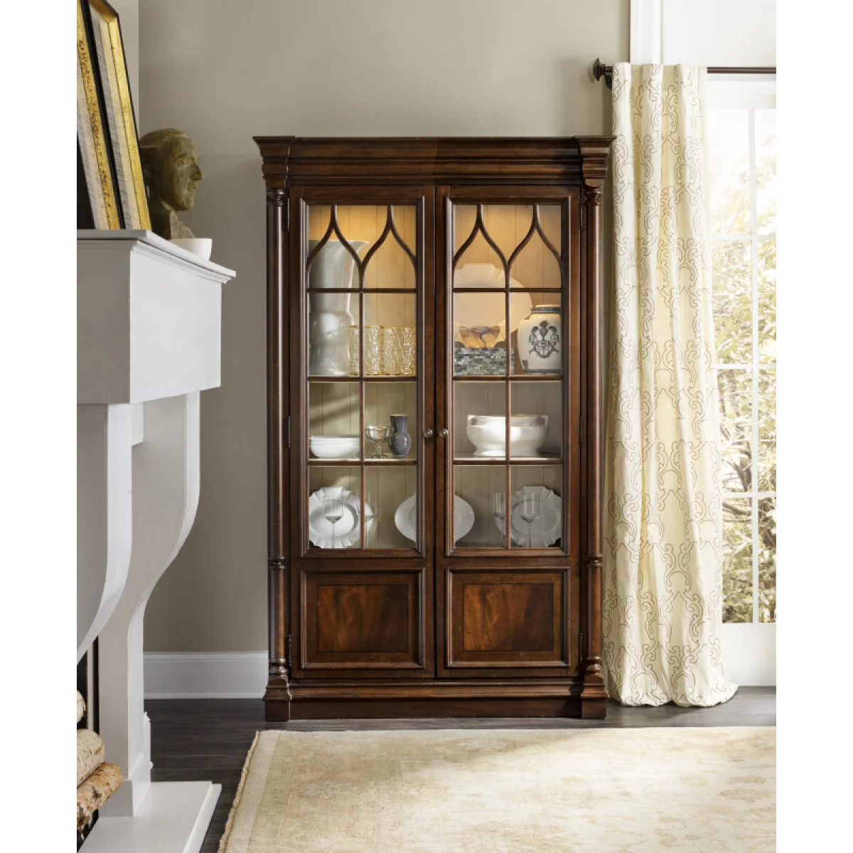 Leesburg Display Cabinet Dining Storage Brown 7