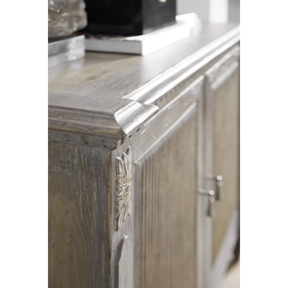 Sanctuary 2 Sanctuary Madame Accent Chest Accent Furniture Accent Furniture 10