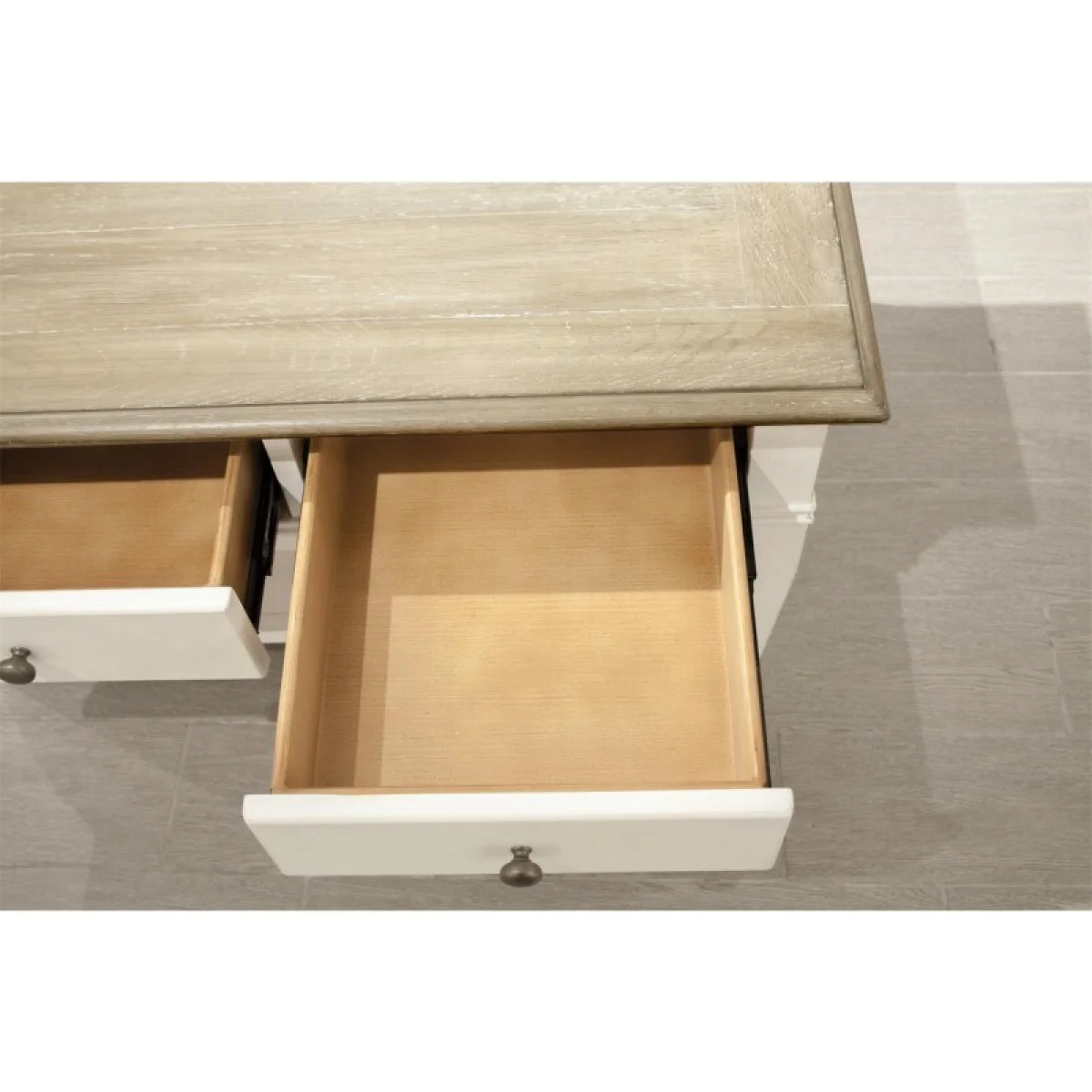 Leg Small Cocktail Table Cocktail & Coffee Tables Cocktail & Coffee Tables 7