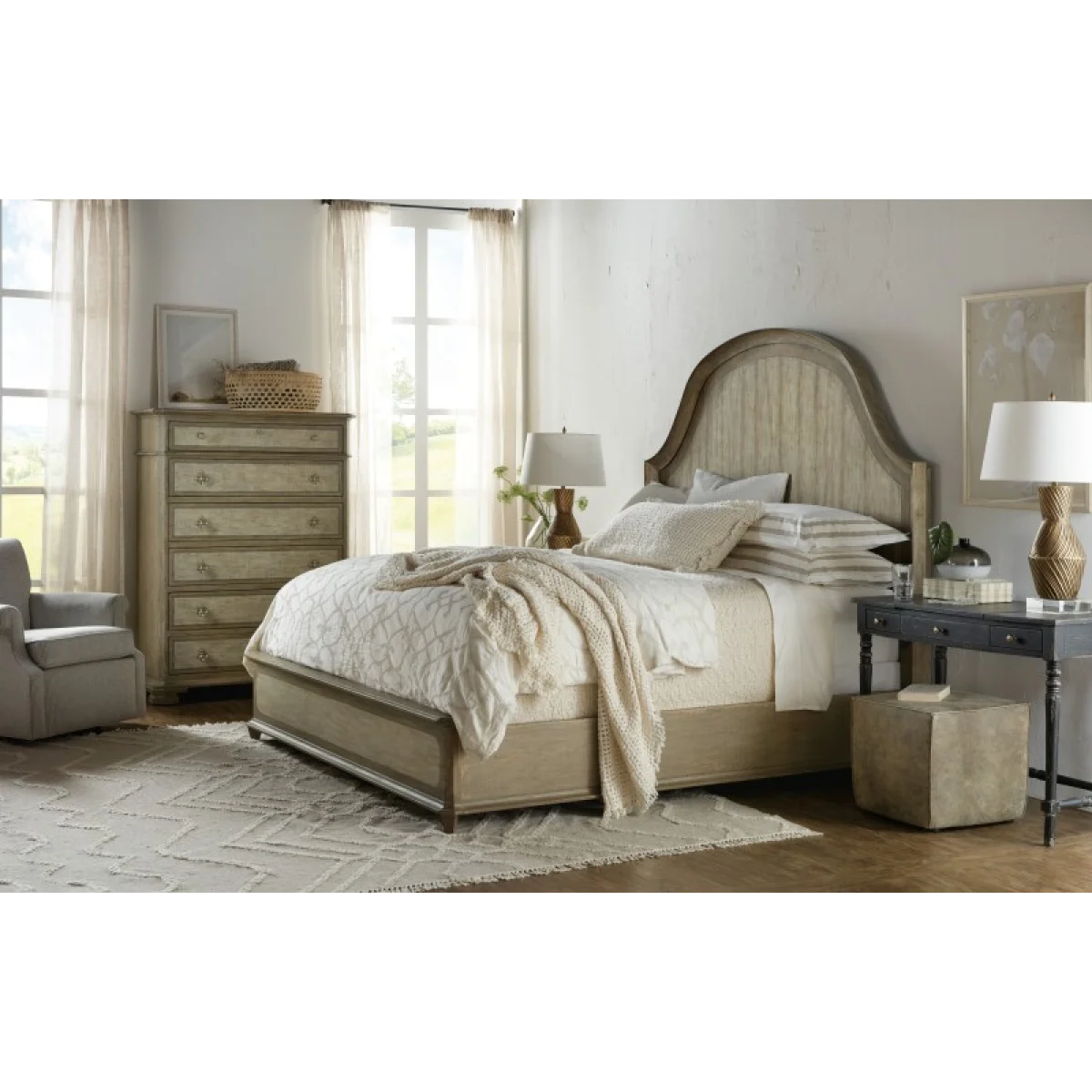 Alfresco Lauro King Panel Bed with Metal Beds Beds 6