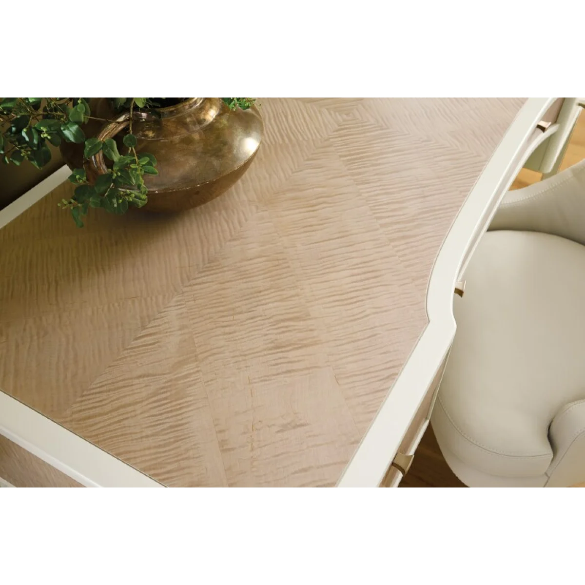 Hera Writing Desk Desks Cream 11