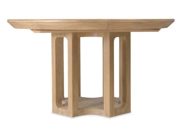 Banyon Bay Round Dining Table with One 18-inch Leaf Dining Tables Brown