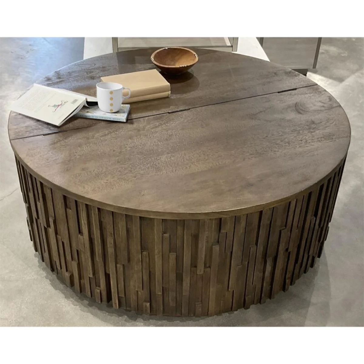 Round Cocktail Table Cocktail & Coffee Tables Brown 4