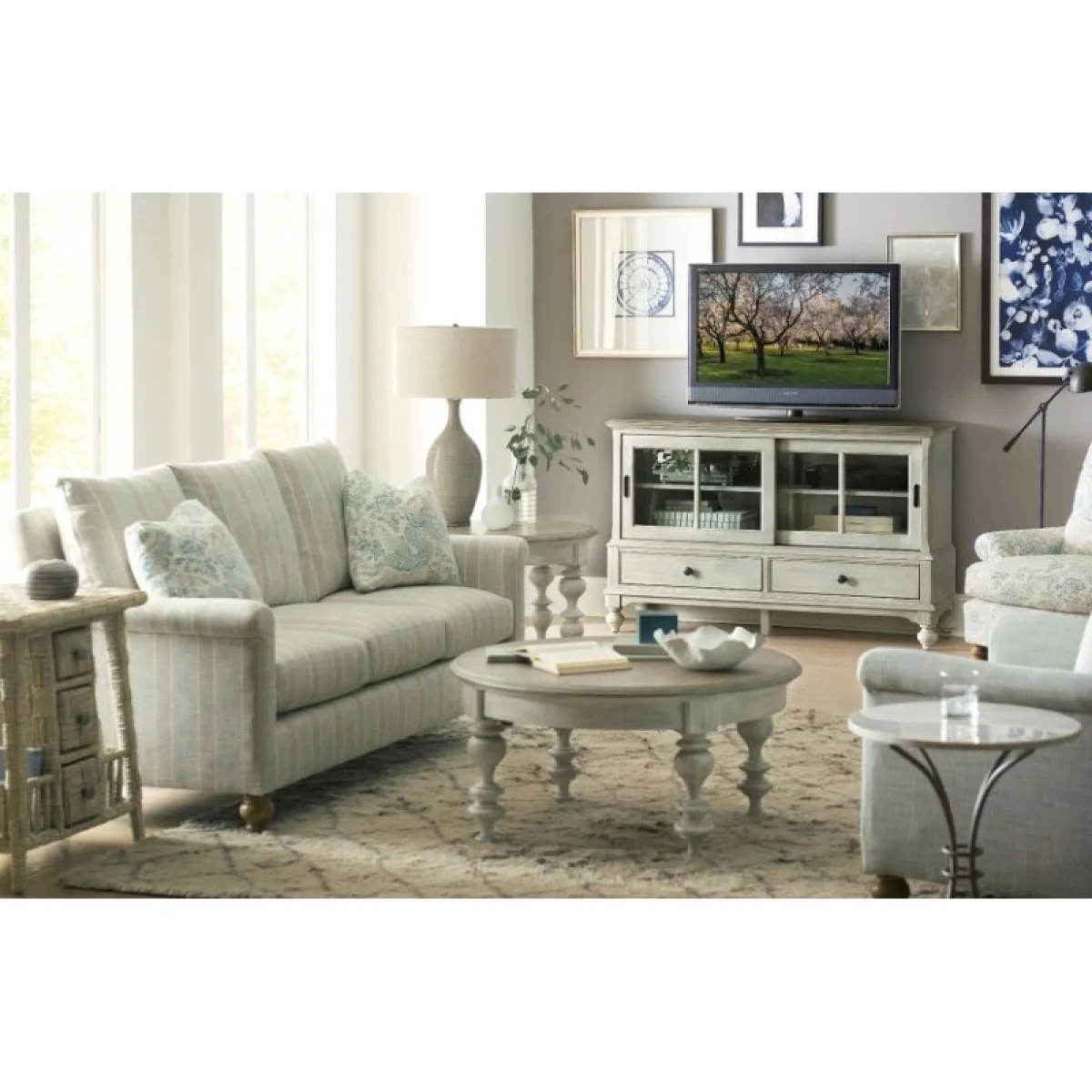 Litchfield Ludlow Entertainment Console Entertainment Stands American Drew 4