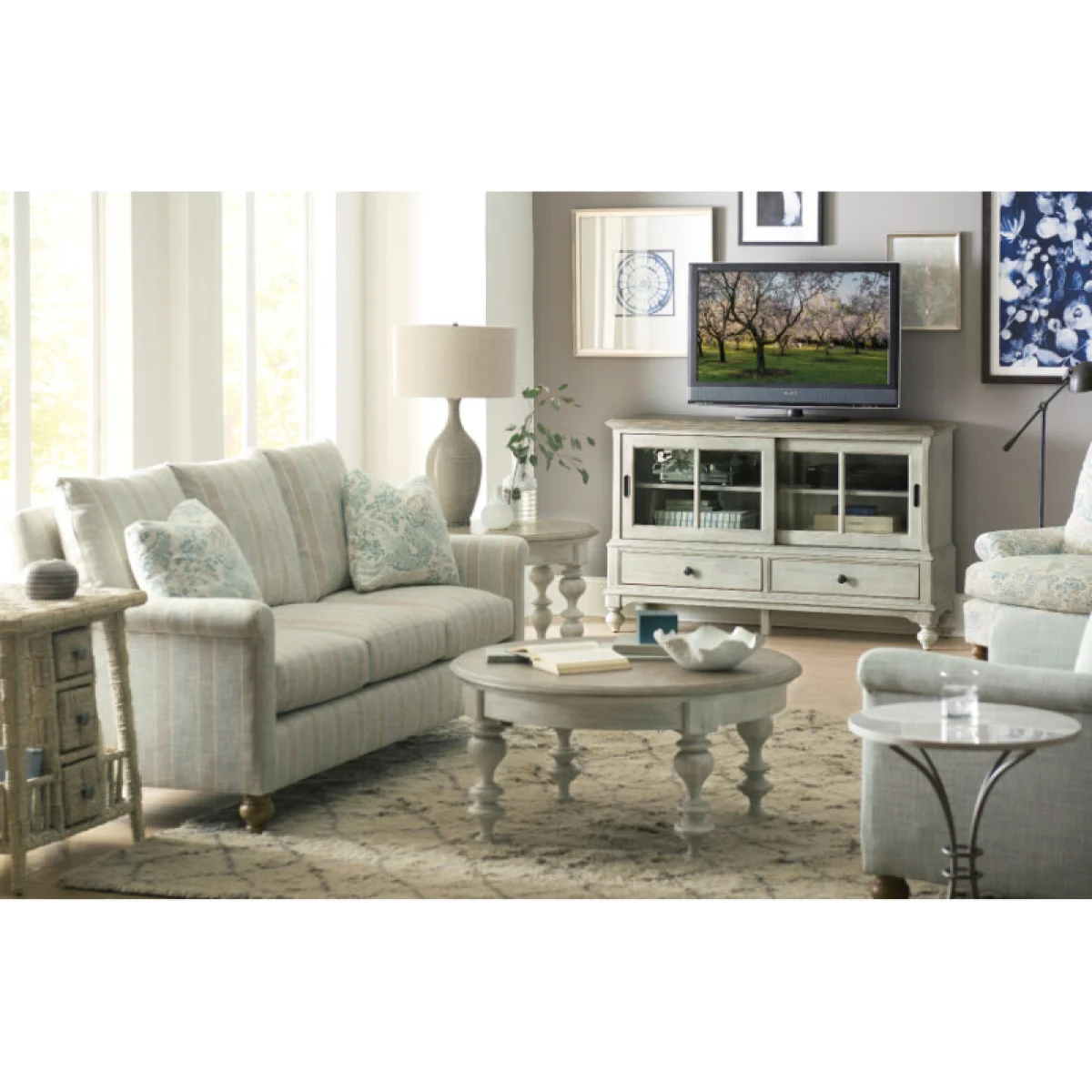 Litchfield Ludlow Entertainment Console Entertainment Stands Cream 6