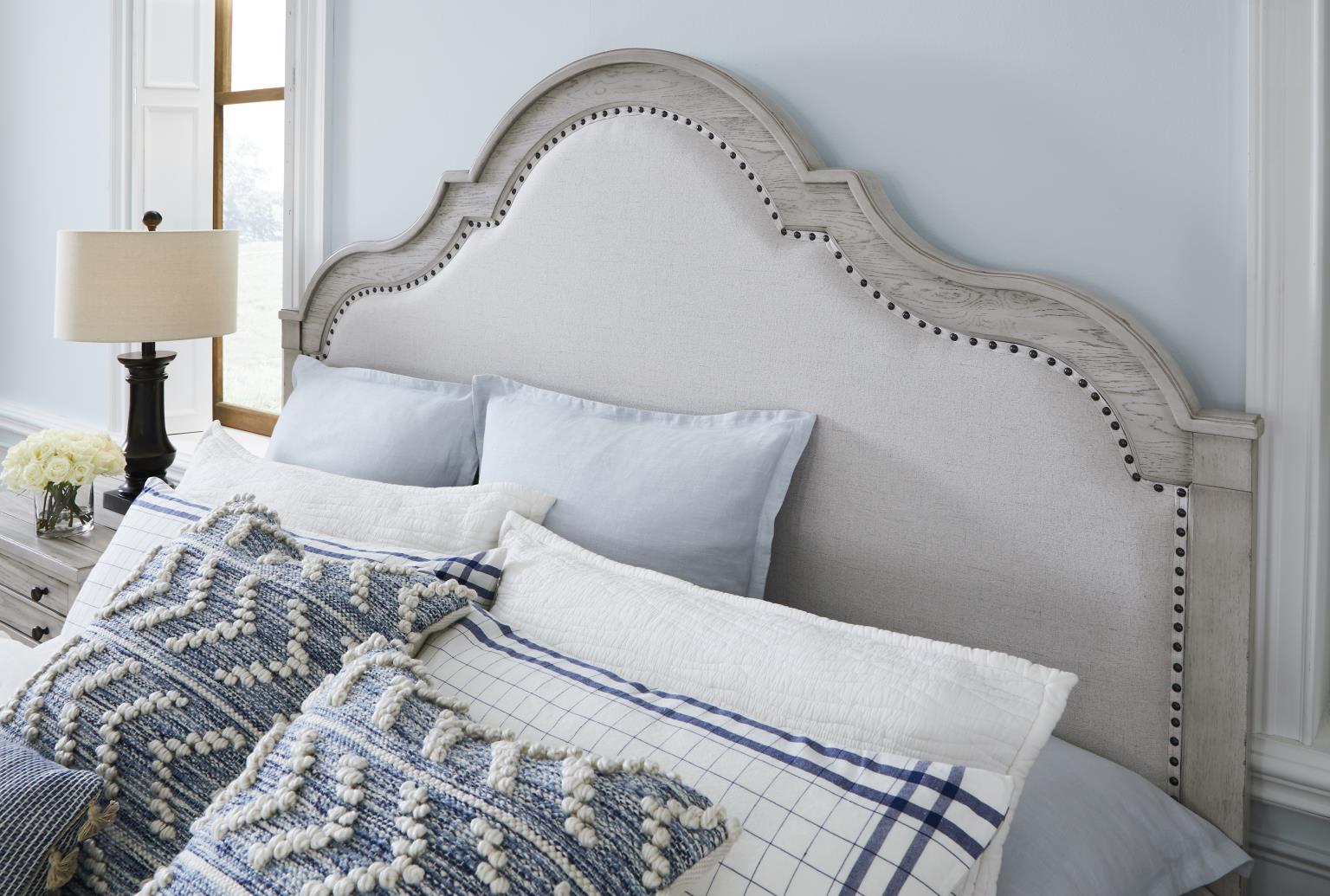 Upholstered Panel Bed W Stg Fb Q 5/0 Beds Beds 8 Upholstered Panel Bed W Stg Fb Q 5/0 Beds Beds 8