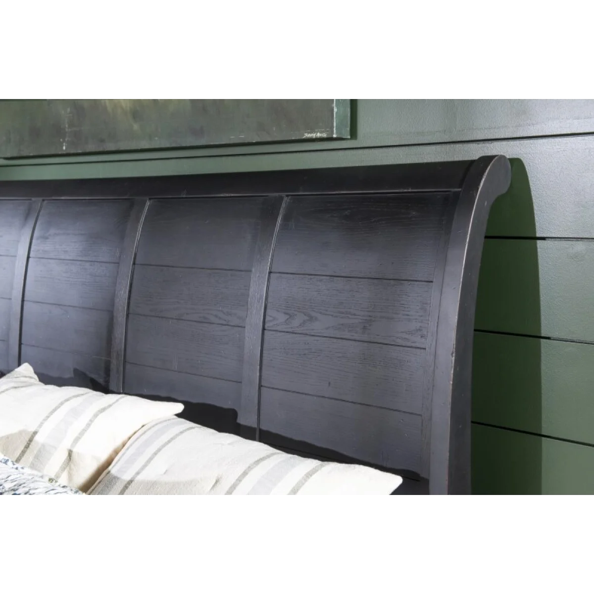 Complete Sleigh Bed 5/0 Queen Beds Beds 9