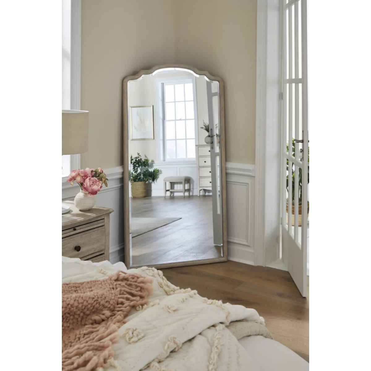 Provence Floor Mirror Bedroom Mirrors Aspen Home 12