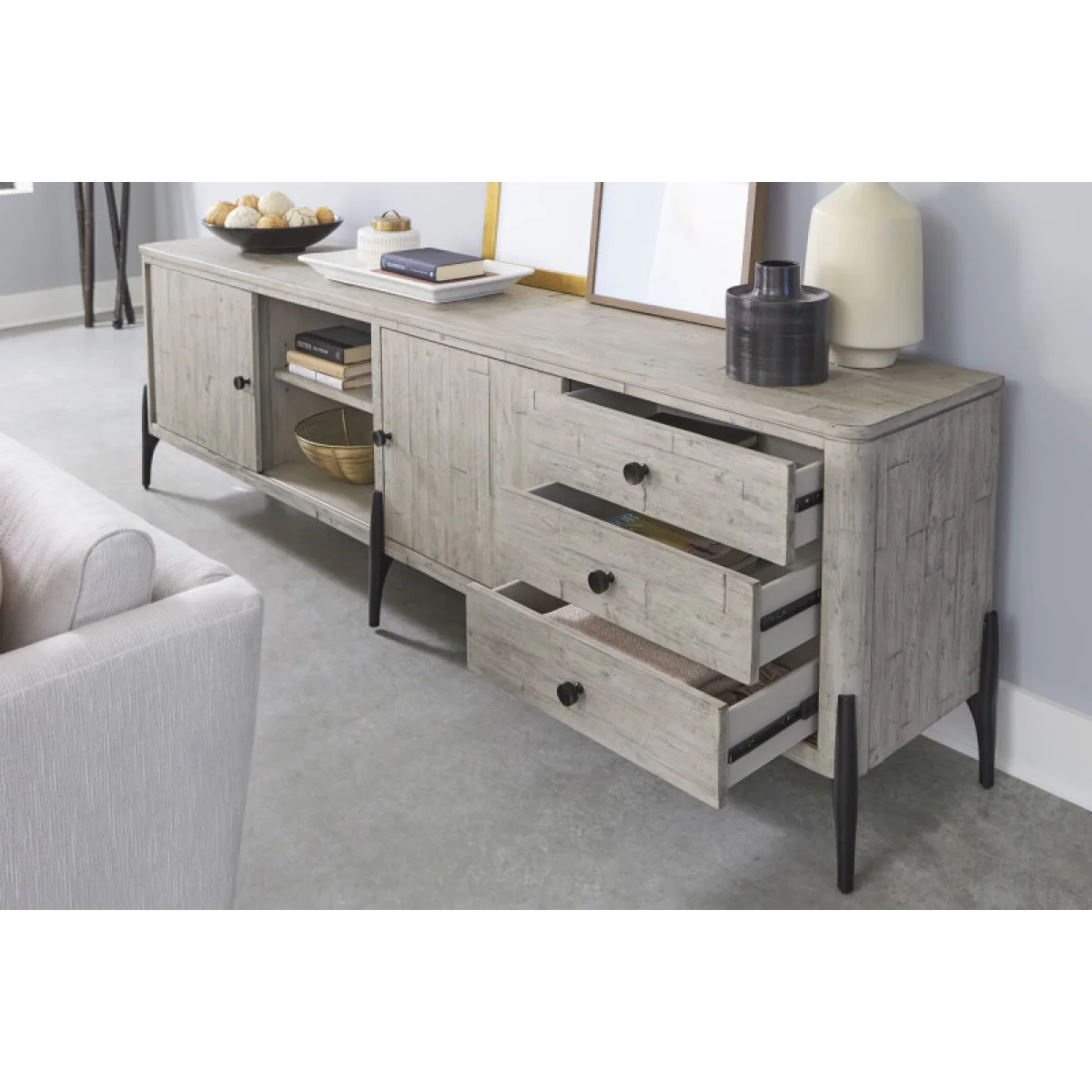 Zane 95″ Console Entertainment Stands Aspen Home 7