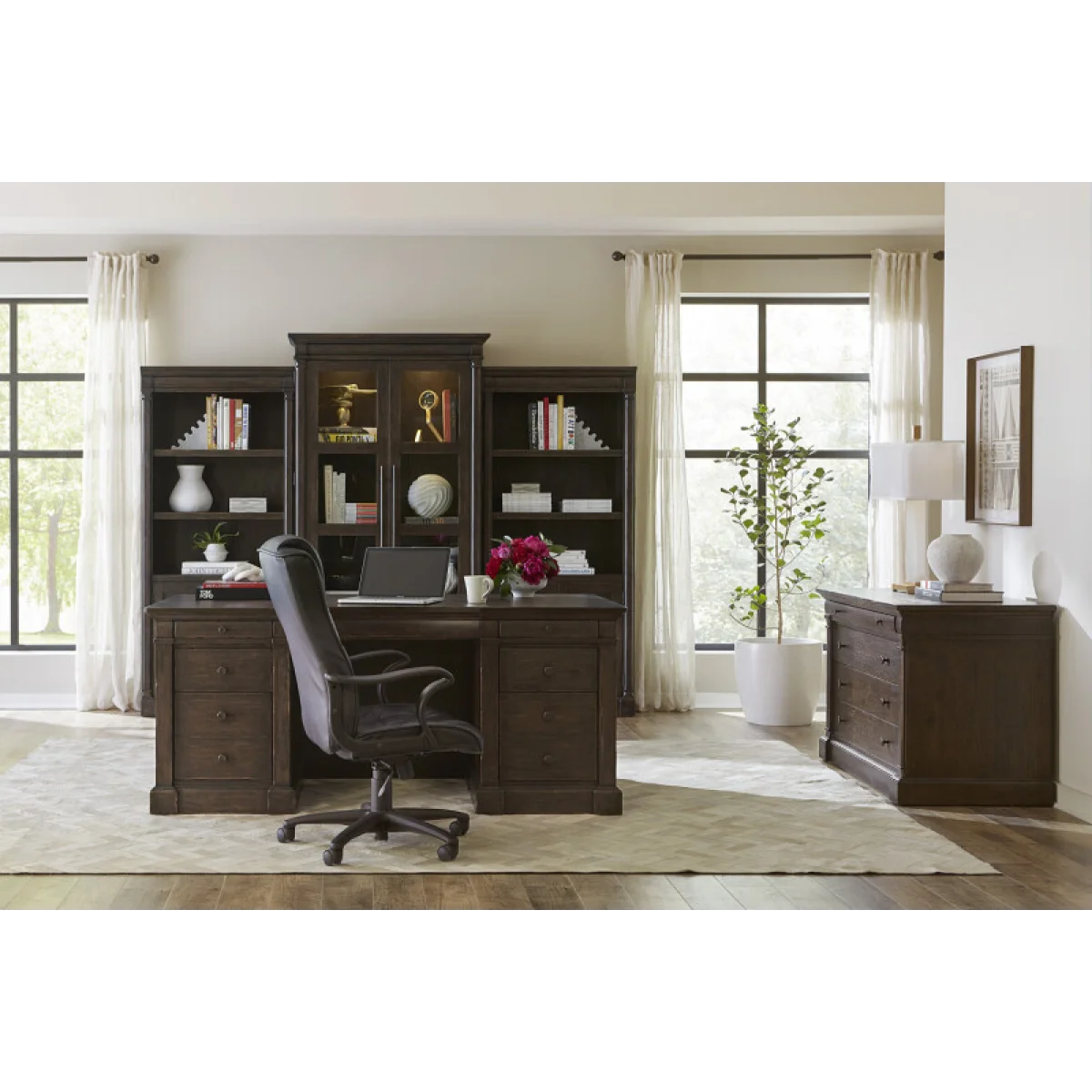 Jackson 72″ Executive Desk Top I3184-300T Desks Aspen Home 10