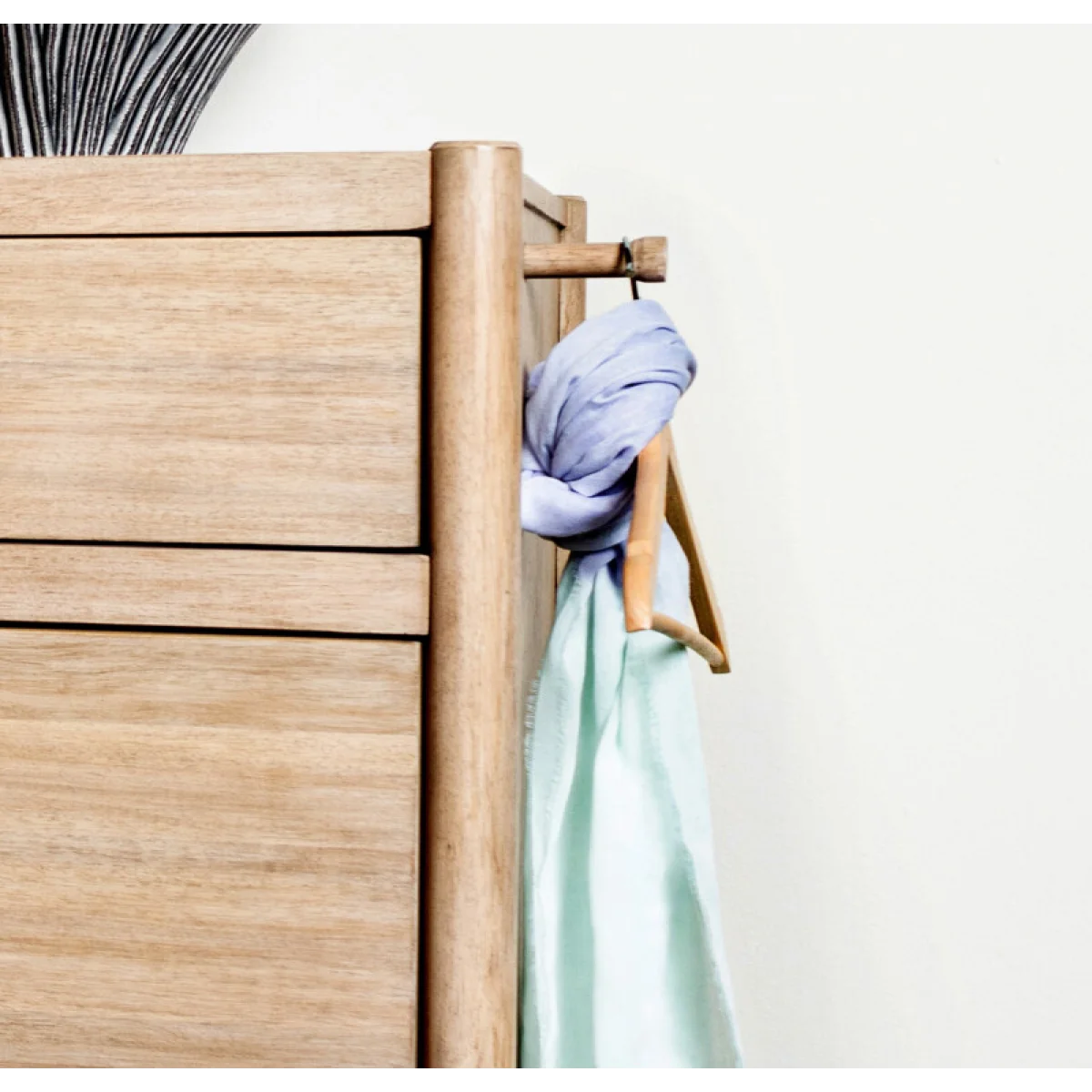 Shiloh Chest Chests Aspen Home 8