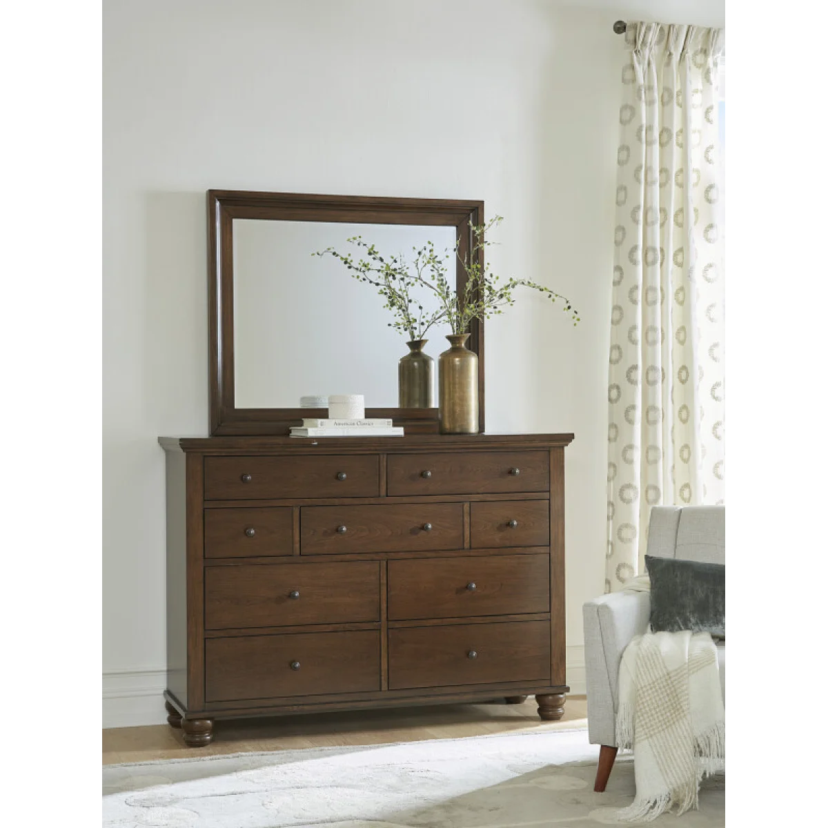 Cambridge Chesser Dressers Aspen Home 13