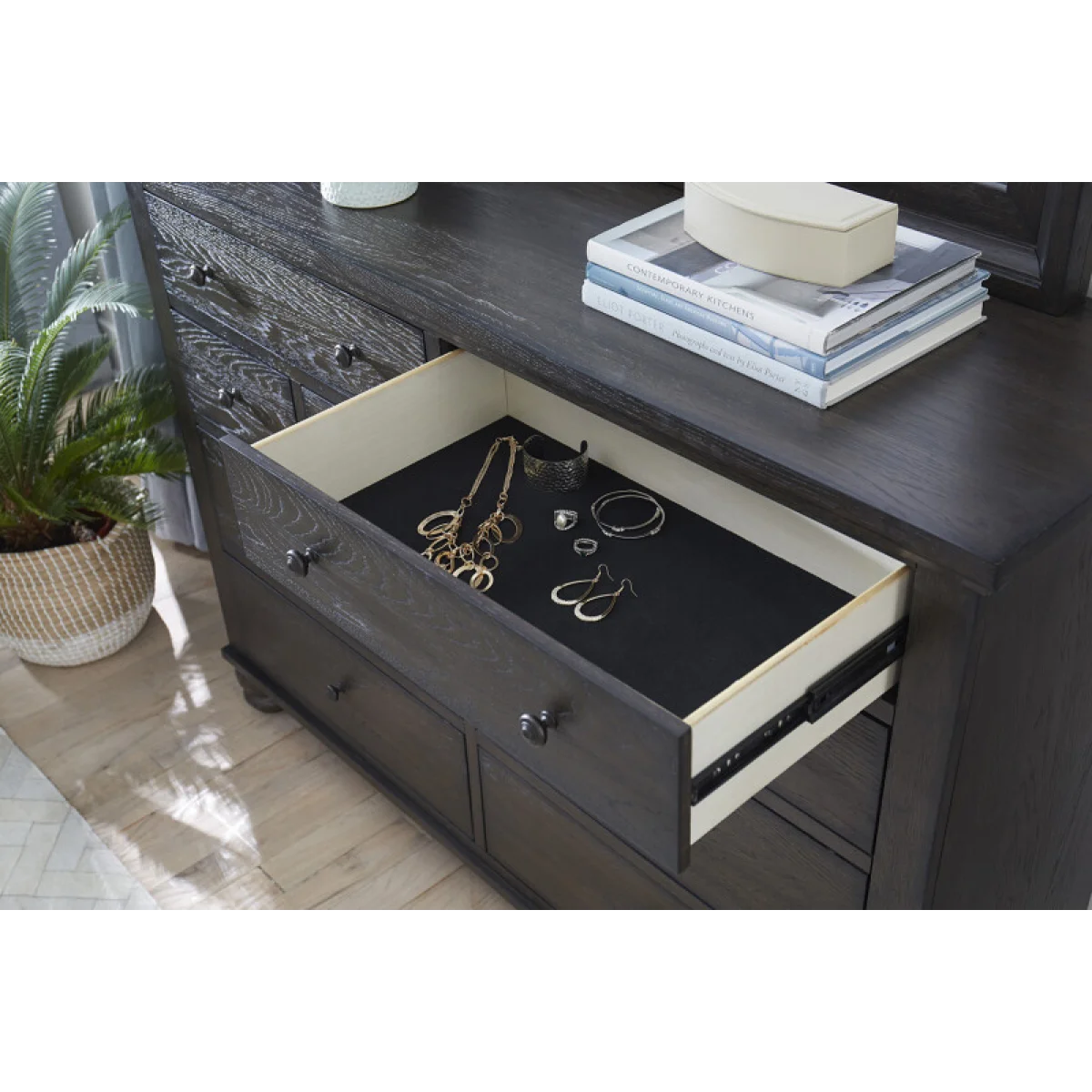 Cambridge Chesser Dressers Aspen Home 7