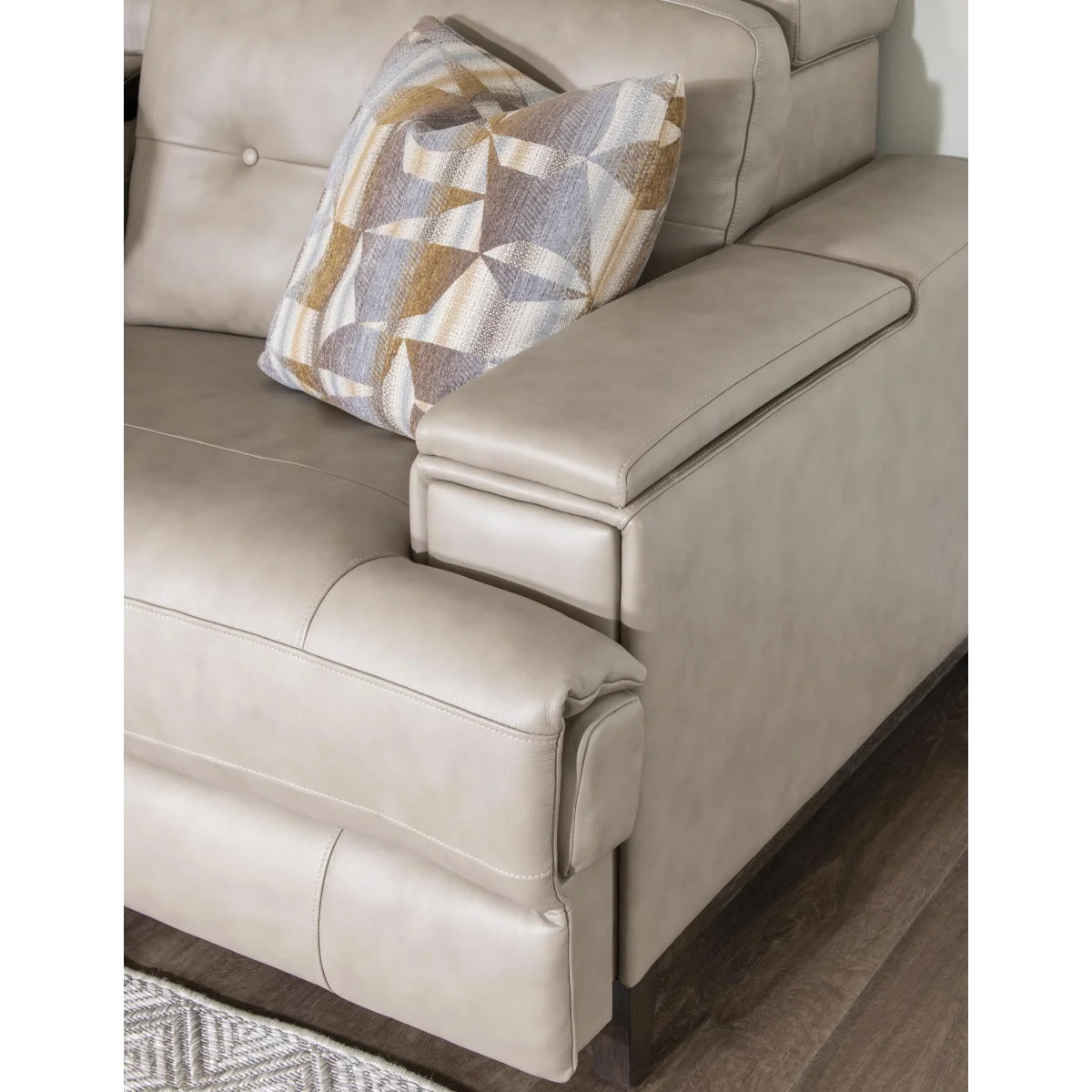 Laf P2 Recliner With Storage Arm And Ipad Holder/charger Sectionals Brown 9