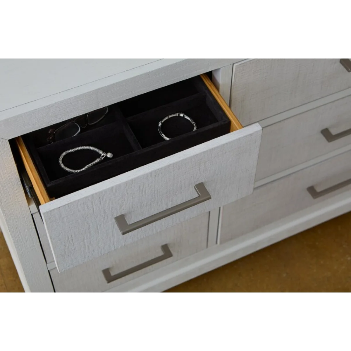 Dresser 9 Drawers Dressers Dressers 8