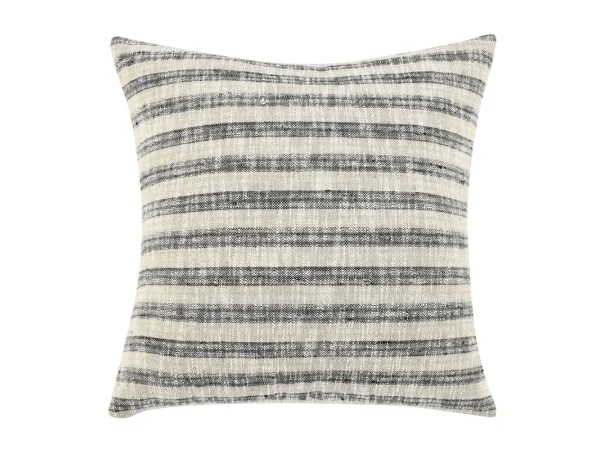 Vc Linna Multiple Sizes Accent Pillows Accent Pillows
