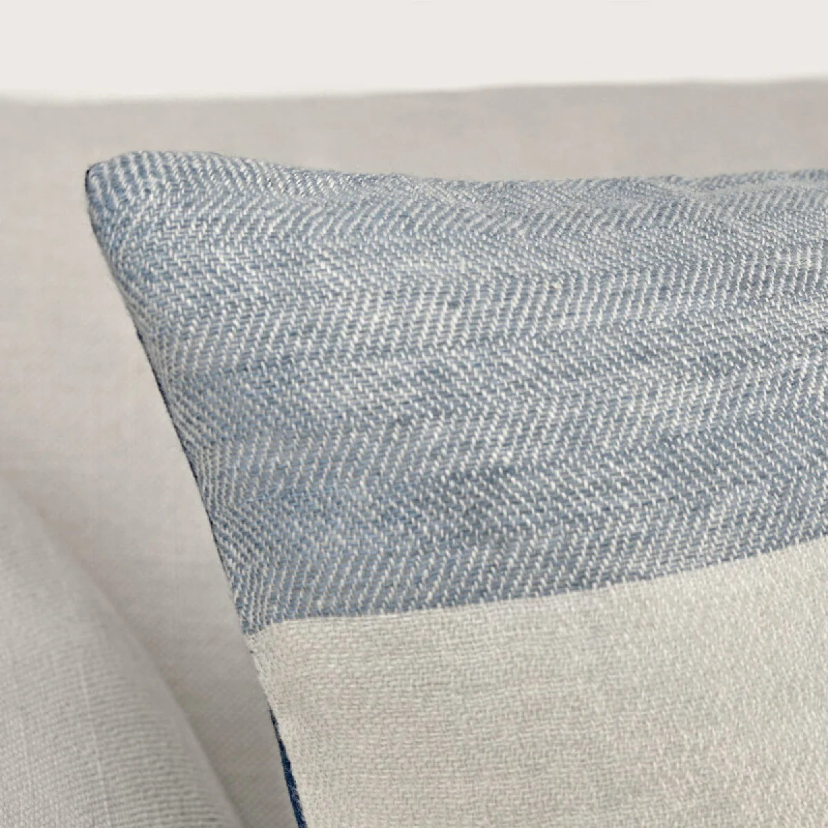 Bw Fairbanks Blue 22×22 Accent Pillows Accent Pillows 11