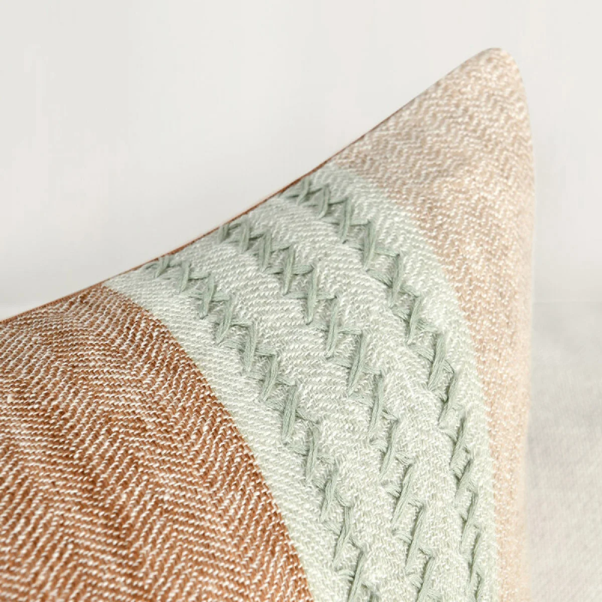 Bw Sherry Hazel/ Natural 22×22 Accent Pillows Accent Pillows 11