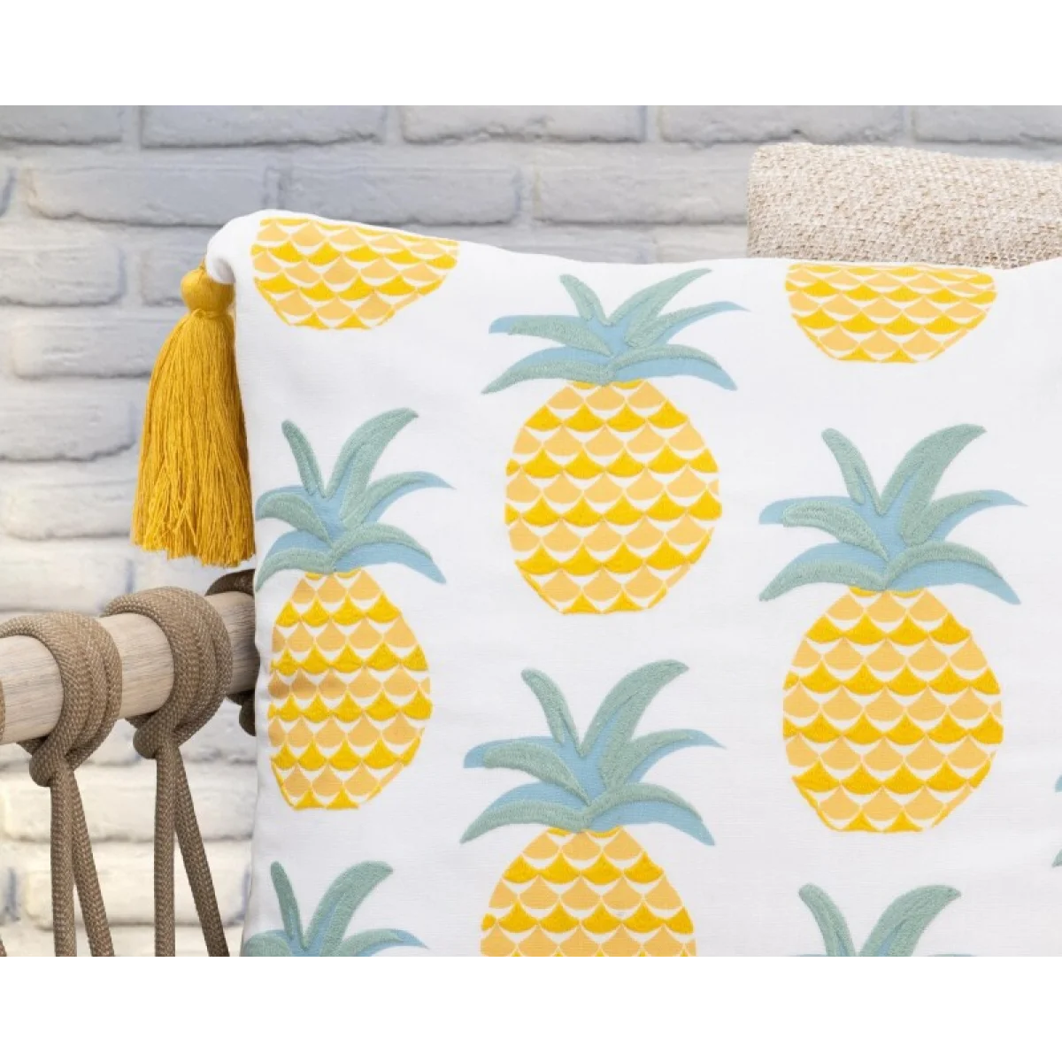 Indoor/outdoor Sonoma Yellow Multi Accent Pillows Accent Pillows 8