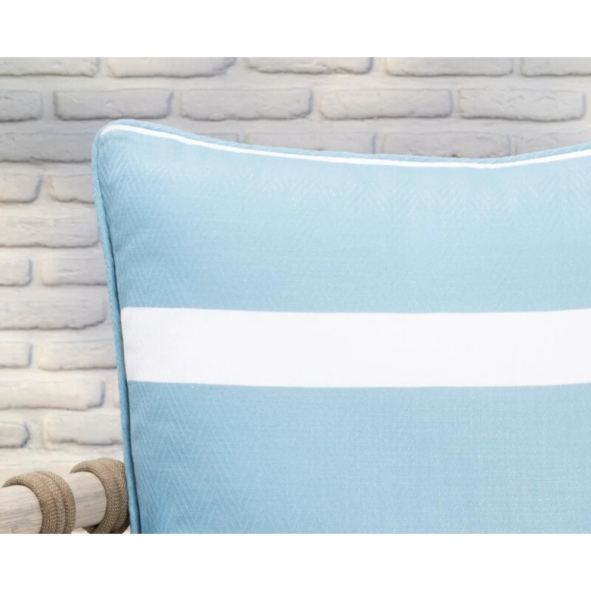 Indoor/outdoor Hall Blue Accent Pillows Accent Pillows 8